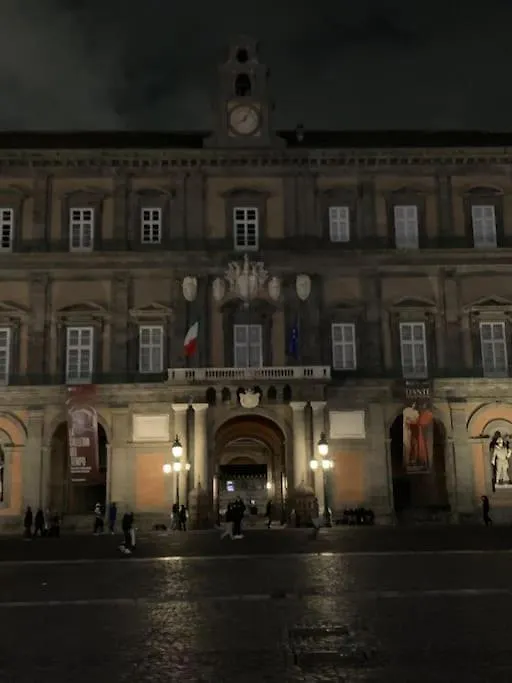 Casa Via Toledo. Centralissima E Vicina Al Porto Apartment Naples