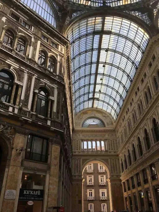 Casa Via Toledo. Centralissima E Vicina Al Porto Apartment Naples