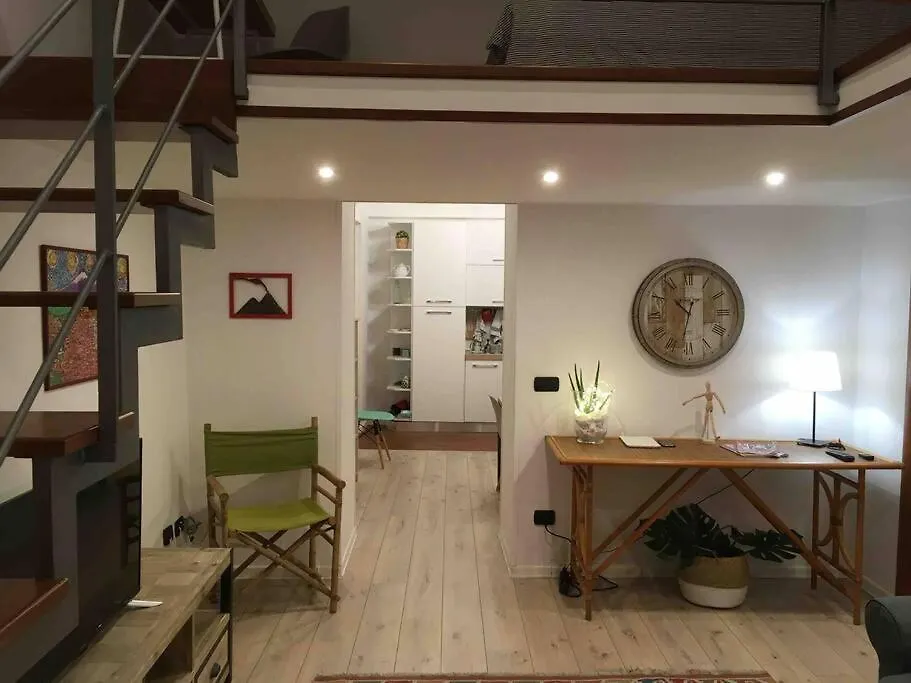 Casa Via Toledo. Centralissima E Vicina Al Porto Apartment Naples