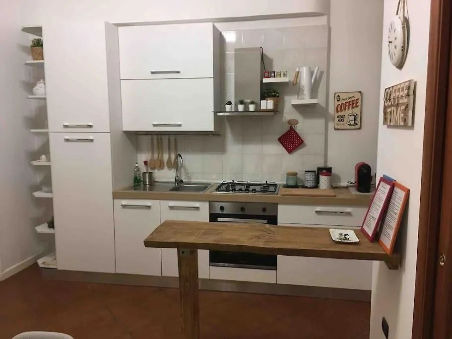 Apartmán Casa Via Toledo. Centralissima E Vicina Al Porto Neapol 0*,